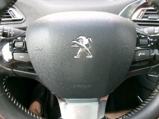 Peugeot 308 1.2 I BLUE LEASE PREMIUM 82.749 KM NAP picture 23