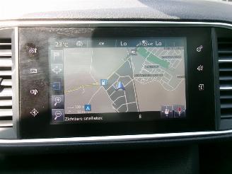 Peugeot 308 1.2 I BLUE LEASE PREMUIM 82.749 KM NAP picture 20