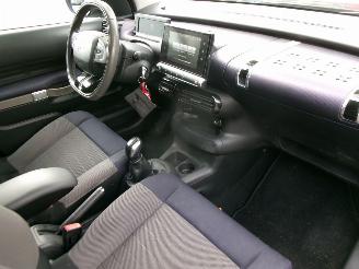 Citroën C4 cactus 1.2 I FEEL picture 13
