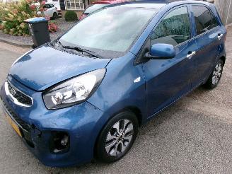 krockskadad bil auto Kia Picanto 1.0 CVVT COMFORT PLUSLINE 2016/10