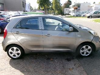 Kia Picanto 1.0 CVVT ISG COMFORT PACK AIRCO picture 5