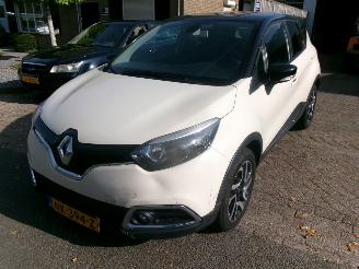 krockskadad bil auto Renault Captur 0.9 TCE DYNAMIQUE 2014/6