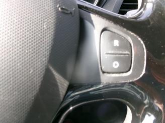 Renault Captur 0.9 TCE DYNAMIQUE picture 16