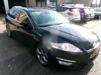 Ford Mondeo 1.6 I PLATINUM CLIMA NAVI GEEN SCHADE picture 4