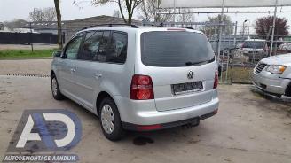Volkswagen Touran Touran (1T1/T2), MPV, 2003 / 2010 1.9 TDI 105 Euro 3 picture 6