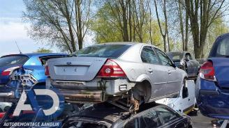 Auto da rottamare Ford Mondeo Mondeo III, Hatchback, 2000 / 2007 1.8 16V 2006