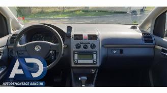 Volkswagen Touran Touran (1T1/T2), MPV, 2003 / 2010 2.0 TDI DPF picture 13