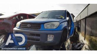 Coche siniestrado Toyota Rav-4 RAV4 (A2), Terreinwagen, 2000 / 2005 2.0 16V VVT-i 4x4 2005