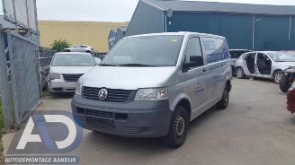 Salvage car Volkswagen Transporter Transporter T5, Van, 2003 / 2015 1.9 TDi 2009