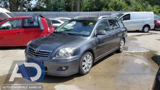Auto da rottamare Toyota Avensis Avensis Wagon (T25/B1E), Combi, 2003 / 2008 2.2 D-4D 16V D-CAT 2006