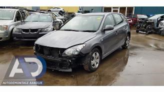 Vrakbiler auto Hyundai I-30 i30 (FD), Hatchback, 2007 / 2011 1.4 CVVT 16V 2011/0