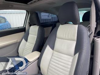 Volvo C-30 C30 (EK/MK), Hatchback 3-drs, 2006 / 2012 2.4 D5 20V picture 11