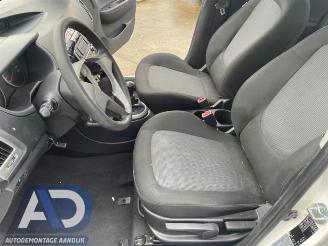 Hyundai I-20 i20, Hatchback, 2008 / 2015 1.2i 16V picture 10