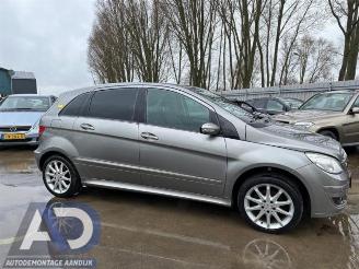 Mercedes B-klasse B (W245), Hatchback, 2005 / 2011 2.0 B-200 16V picture 4
