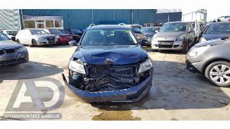 Volkswagen Passat Passat Variant (365), Combi, 2010 / 2015 2.0 TSI 16V picture 2
