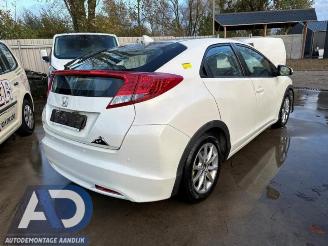 Coche siniestrado Honda Civic Civic (FK1/2/3), Hatchback, 2012 / 2017 1.4i VTEC 16V 2013