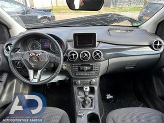 Mercedes B-klasse B (W246/W242), Hatchback, 2011 / 2018 1.6 B-180 BlueEFFICIENCY Turbo 16V picture 12