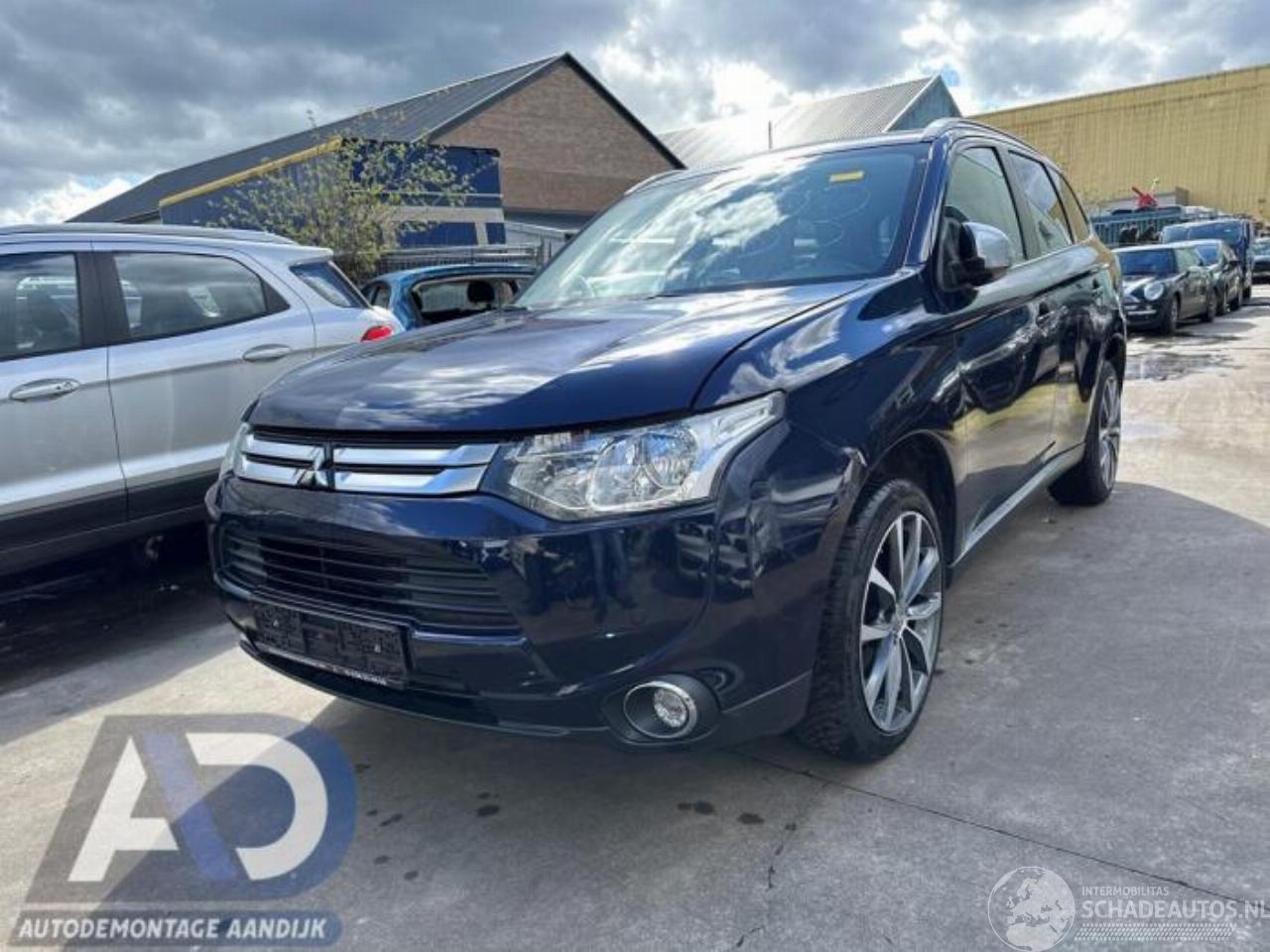 Mitsubishi Outlander Outlander (GF/GG), SUV, 2012 2.0 16V 4x2