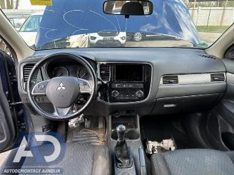 Mitsubishi Outlander Outlander (GF/GG), SUV, 2012 2.0 16V 4x2 picture 13