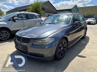 Vrakbiler auto BMW 3-serie 3 serie Touring (E91), Combi, 2004 / 2012 330Xd 24V 2006