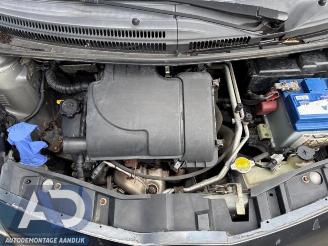 Toyota Aygo Aygo (B10), Hatchback, 2005 / 2014 1.0 12V VVT-i picture 16