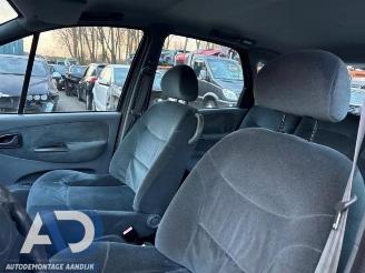 Renault Mégane Scénic Megane Scenic (JA), MPV, 1996 / 1999 2.0 RT picture 9