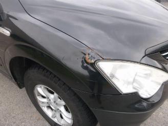 Ssang yong Actyon 2.0 CRDI  4X4 picture 13