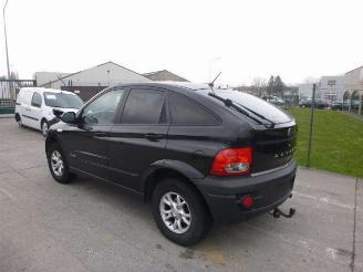Ssang yong Actyon 2.0 CRDI  4X4 picture 3