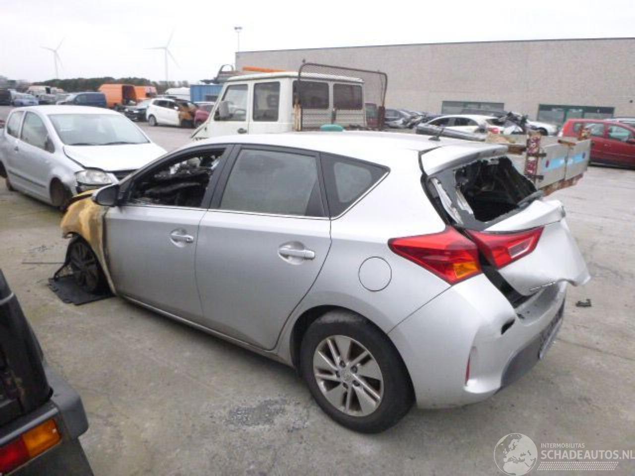 Toyota Auris 1.8 HYBRID