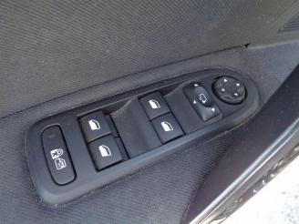 Peugeot 508 1.6 HDI 120CV BH01 picture 21