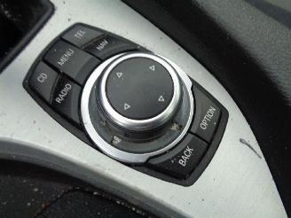 BMW X1 XDRIVE18D picture 16