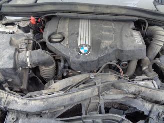 BMW X1 XDRIVE18D picture 21