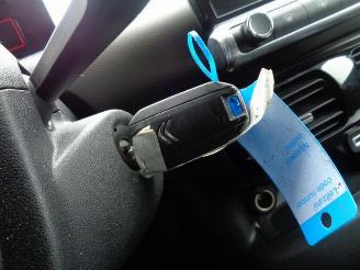 Citroën C4 cactus 1.6 HDI  BHY picture 21