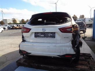 Nissan Qashqai 1.3  N-TEC picture 3