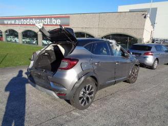 krockskadad bil auto Renault Captur 1.0   TECHNO 2023/4