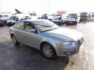 Vrakbiler auto Audi A4 1.9 TDI 115  BKE 2004/12