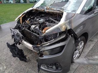 Citroën C4 1.5HDI AUTO 7PLACES picture 14