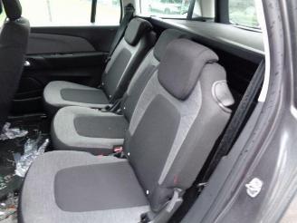 Citroën C4 1.5HDI AUTO 7PLACES picture 21