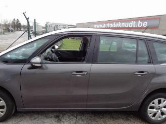 Citroën C4 1.5HDI AUTO 7PLACES picture 5