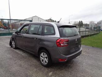 Citroën C4 1.5HDI AUTO 7PLACES picture 2