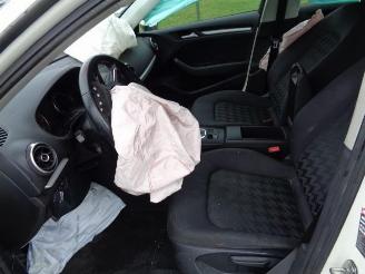 Audi A3 1.6 TDI   CRKB picture 10