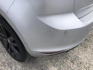 Volkswagen Golf 1.6 TDI        CLH picture 17