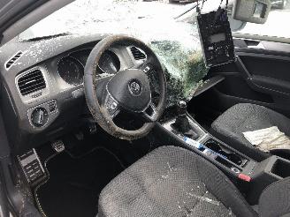 Volkswagen Golf 1.6 TDI picture 5