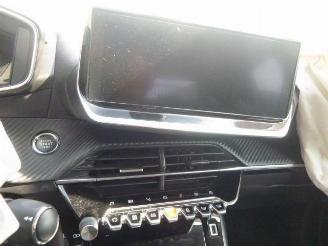 Peugeot 208 1.5 HDI picture 19