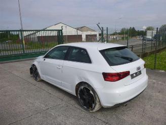 Audi A3 S-LINE 1.6 TDI CLHA picture 4