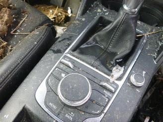 Audi A3 S-LINE 1.6 TDI CLHA picture 14