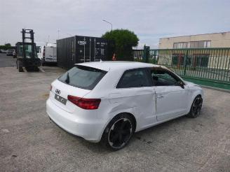 Audi A3 S-LINE 1.6 TDI CLHA picture 3