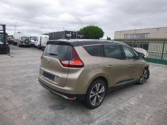 Schadeauto Renault Scenic 1.5 DCI INTENSE 2017/9
