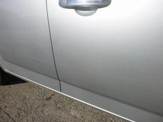 Ford Mondeo 1.8 TDCI GHIA picture 11