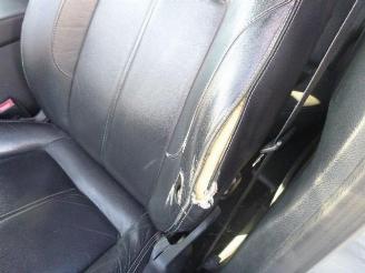 Ford Mondeo 1.8 TDCI GHIA picture 12